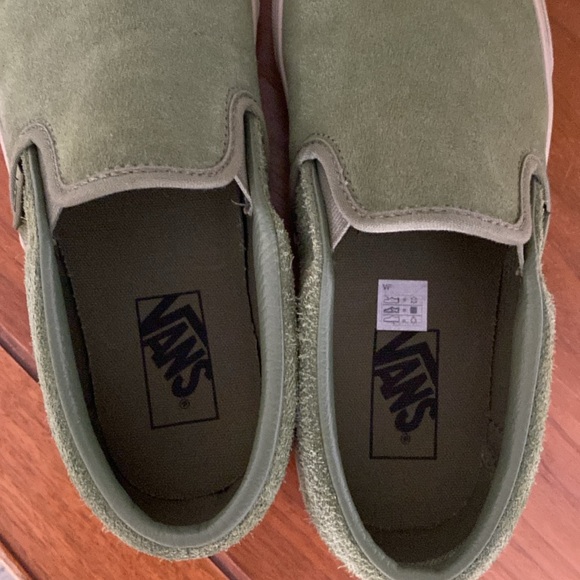 Vans Unisex Elm Green Suede Slip Ons Like New - Picture 8 of 14